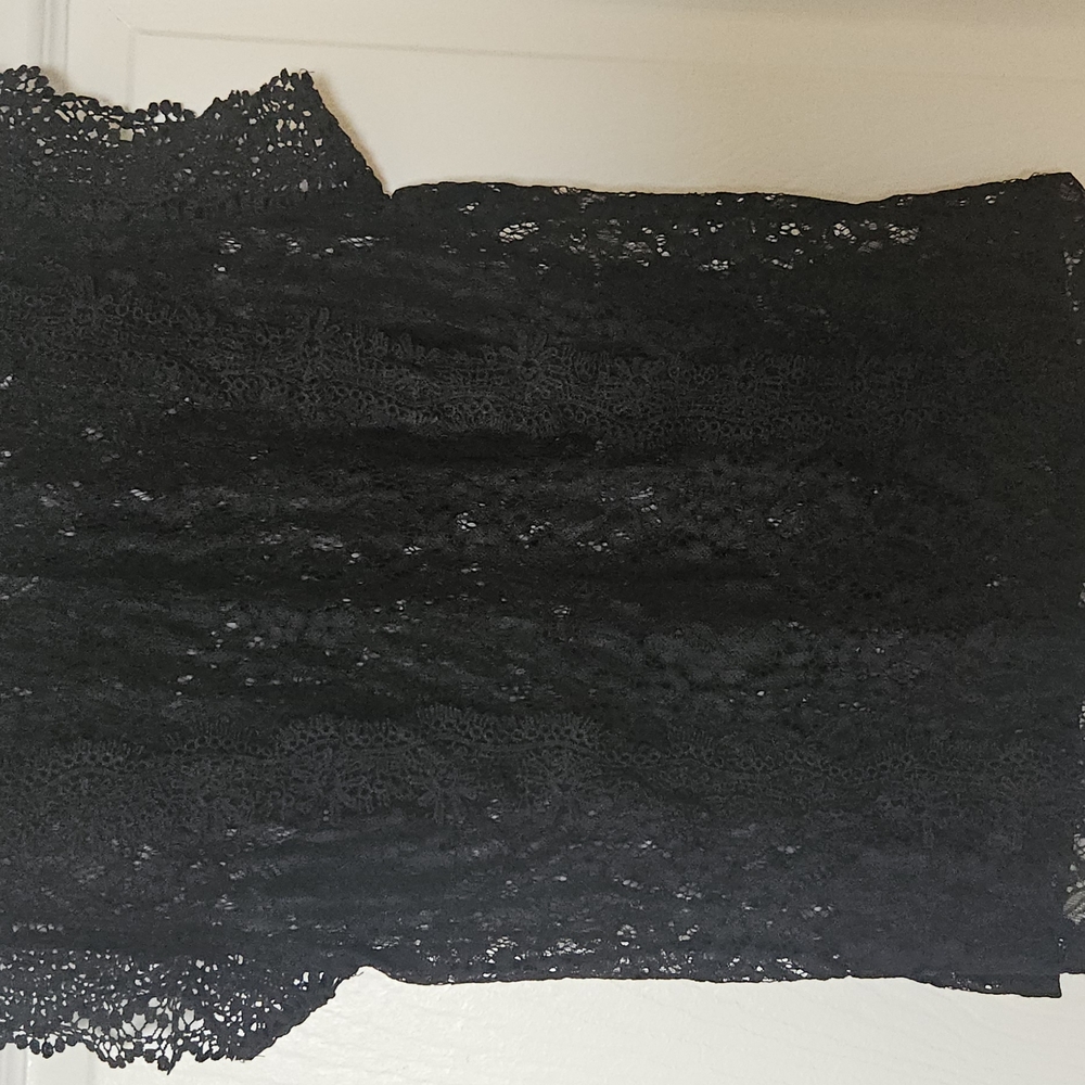 Elegant Black Lace Tube Top